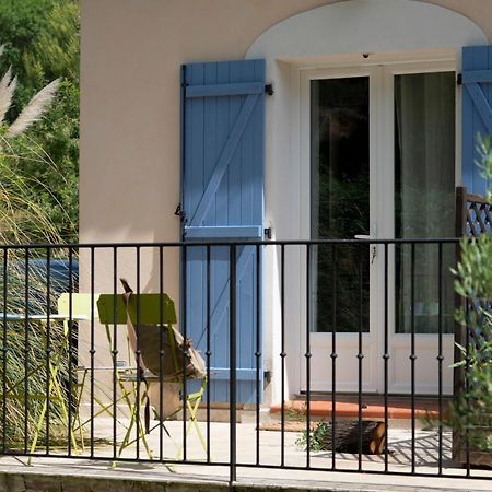 Les Manaux En Provence Bed & Breakfast Roquevaire Bagian luar foto