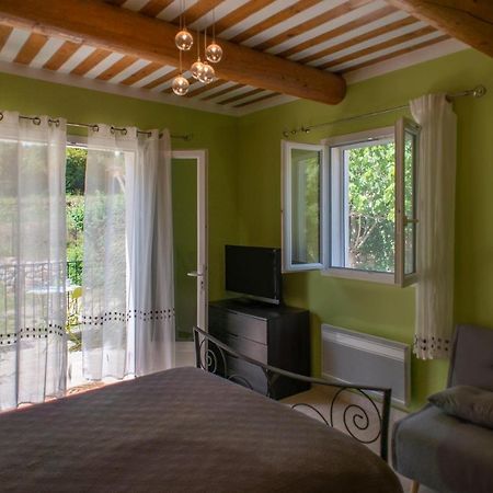 Les Manaux En Provence Bed & Breakfast Roquevaire Bagian luar foto