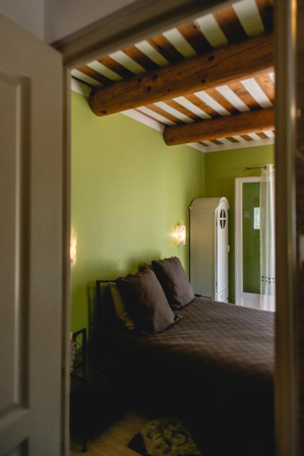 Les Manaux En Provence Bed & Breakfast Roquevaire Bagian luar foto