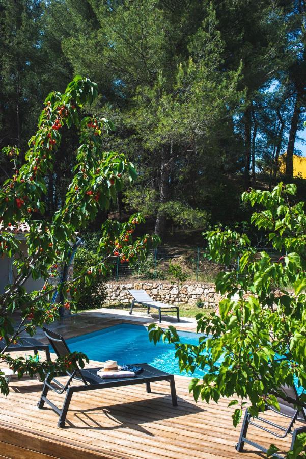 Les Manaux En Provence Bed & Breakfast Roquevaire Bagian luar foto