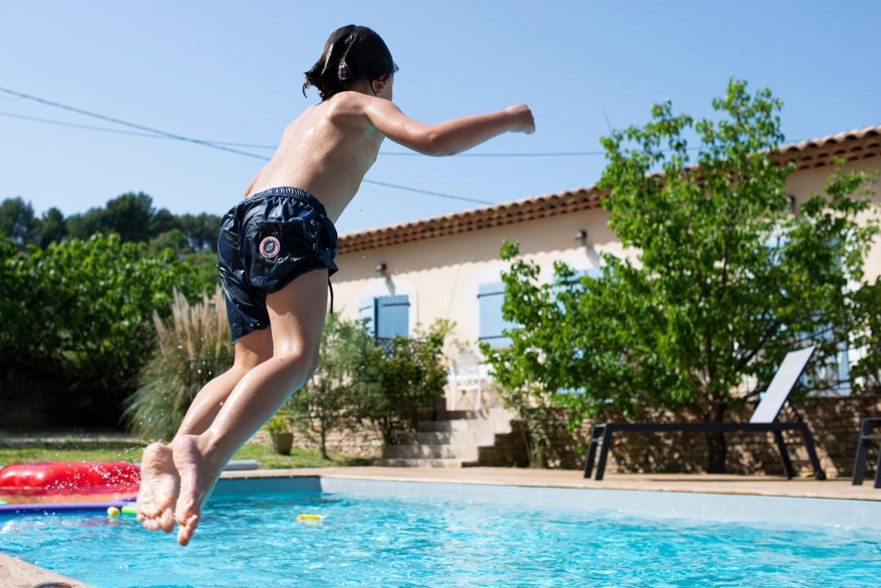 Les Manaux En Provence Bed & Breakfast Roquevaire Bagian luar foto