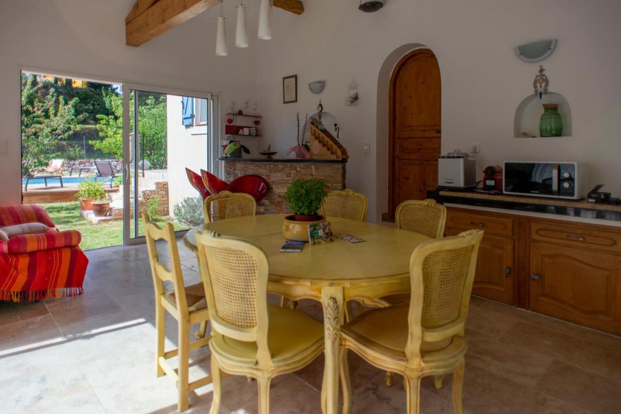 Les Manaux En Provence Bed & Breakfast Roquevaire Bagian luar foto